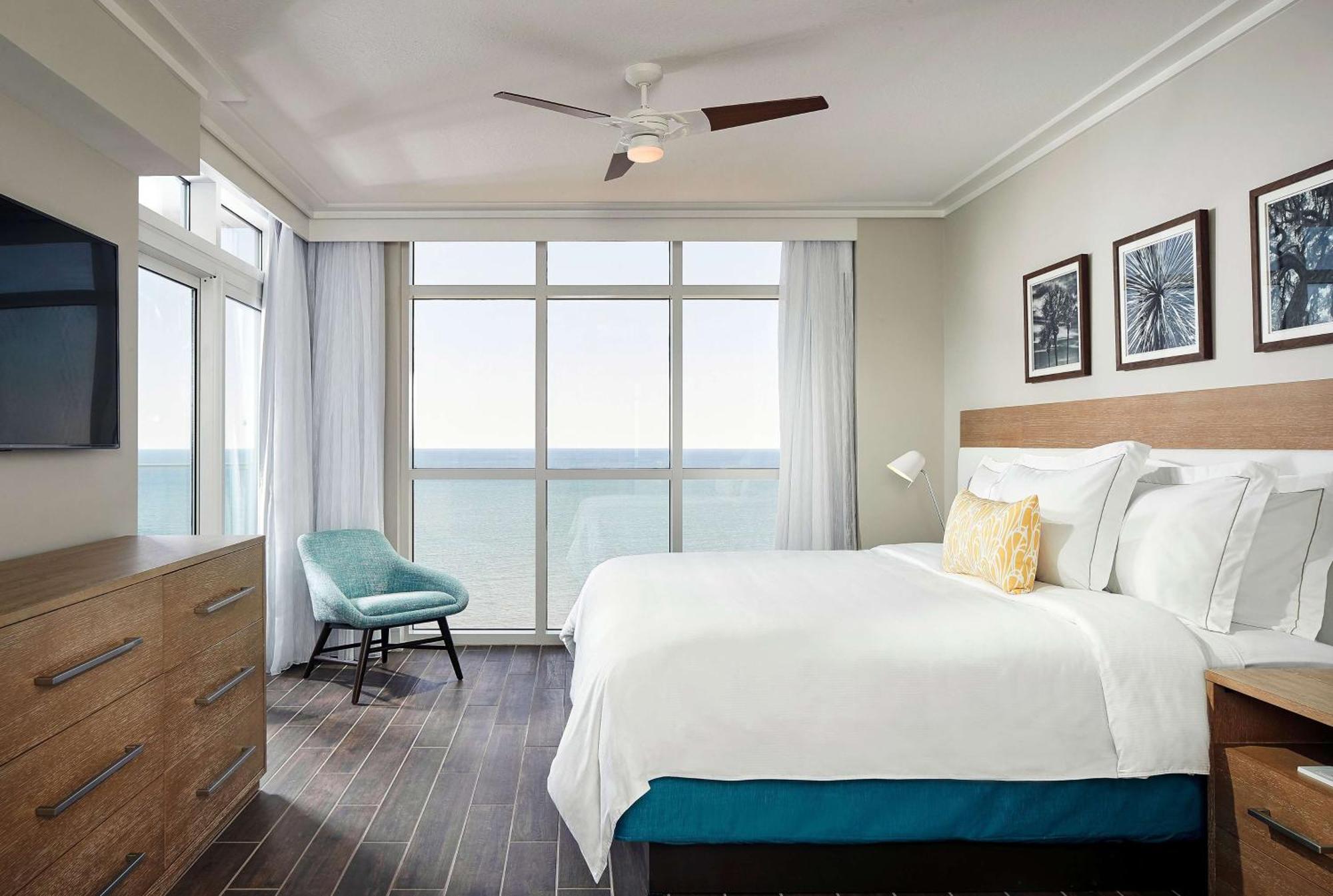 Hilton Grand Vacations Club Ocean Enclave Myrtle Beach Exterior photo