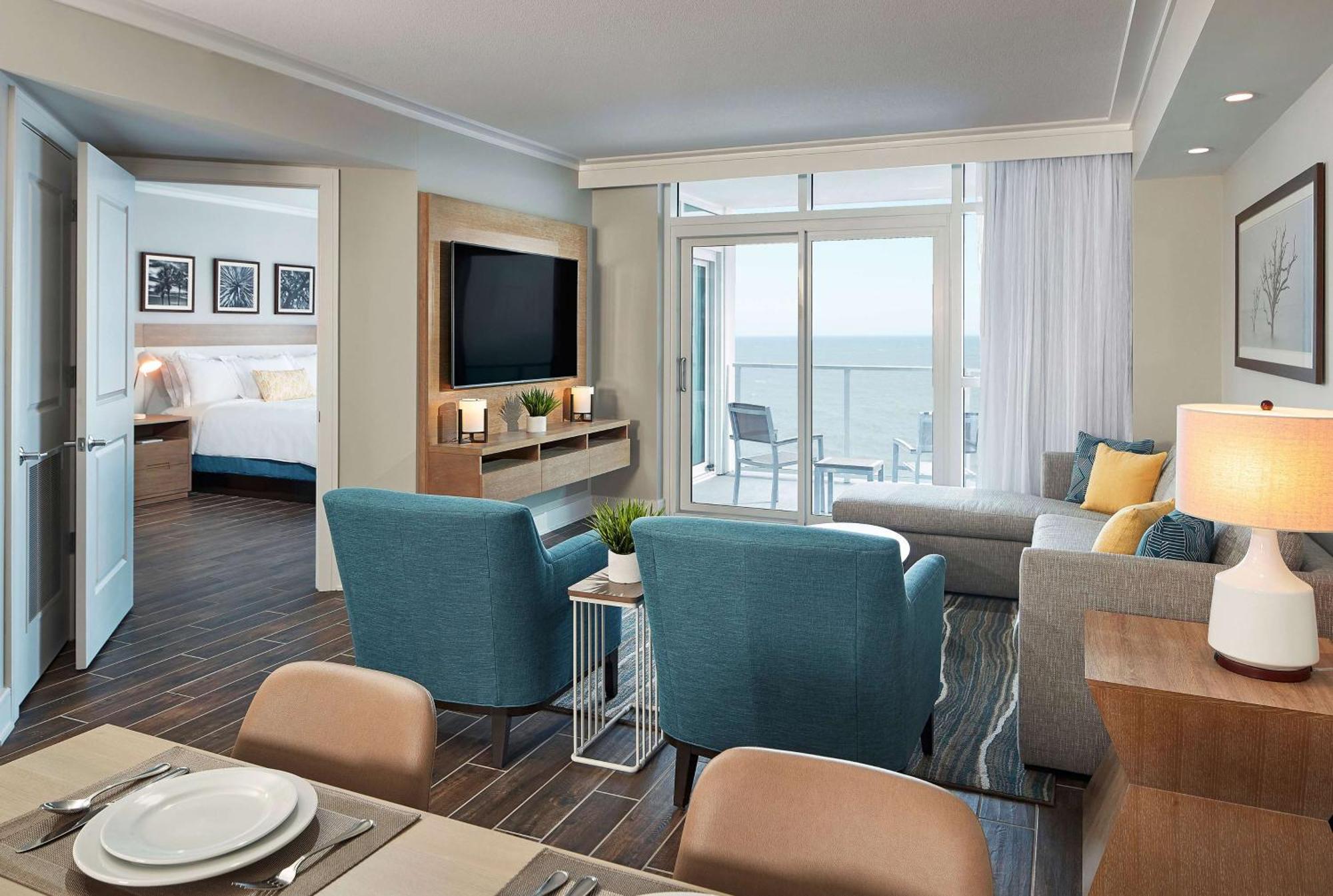 Hilton Grand Vacations Club Ocean Enclave Myrtle Beach Exterior photo