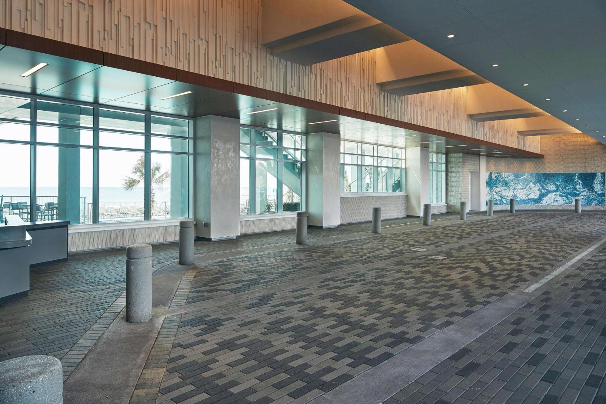 Hilton Grand Vacations Club Ocean Enclave Myrtle Beach Exterior photo