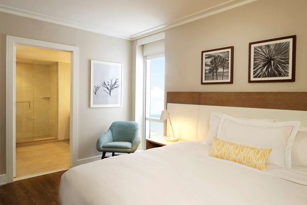 Hilton Grand Vacations Club Ocean Enclave Myrtle Beach Room photo
